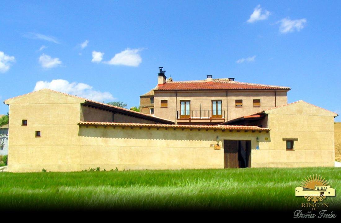 מלון Villanueva de la Condesa Rincon De Dona Ines מראה חיצוני תמונה